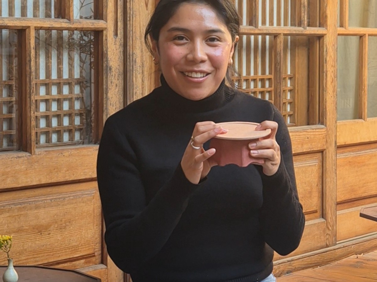 Hanji Layering Craft: Tea Trays, Vases & Boxes